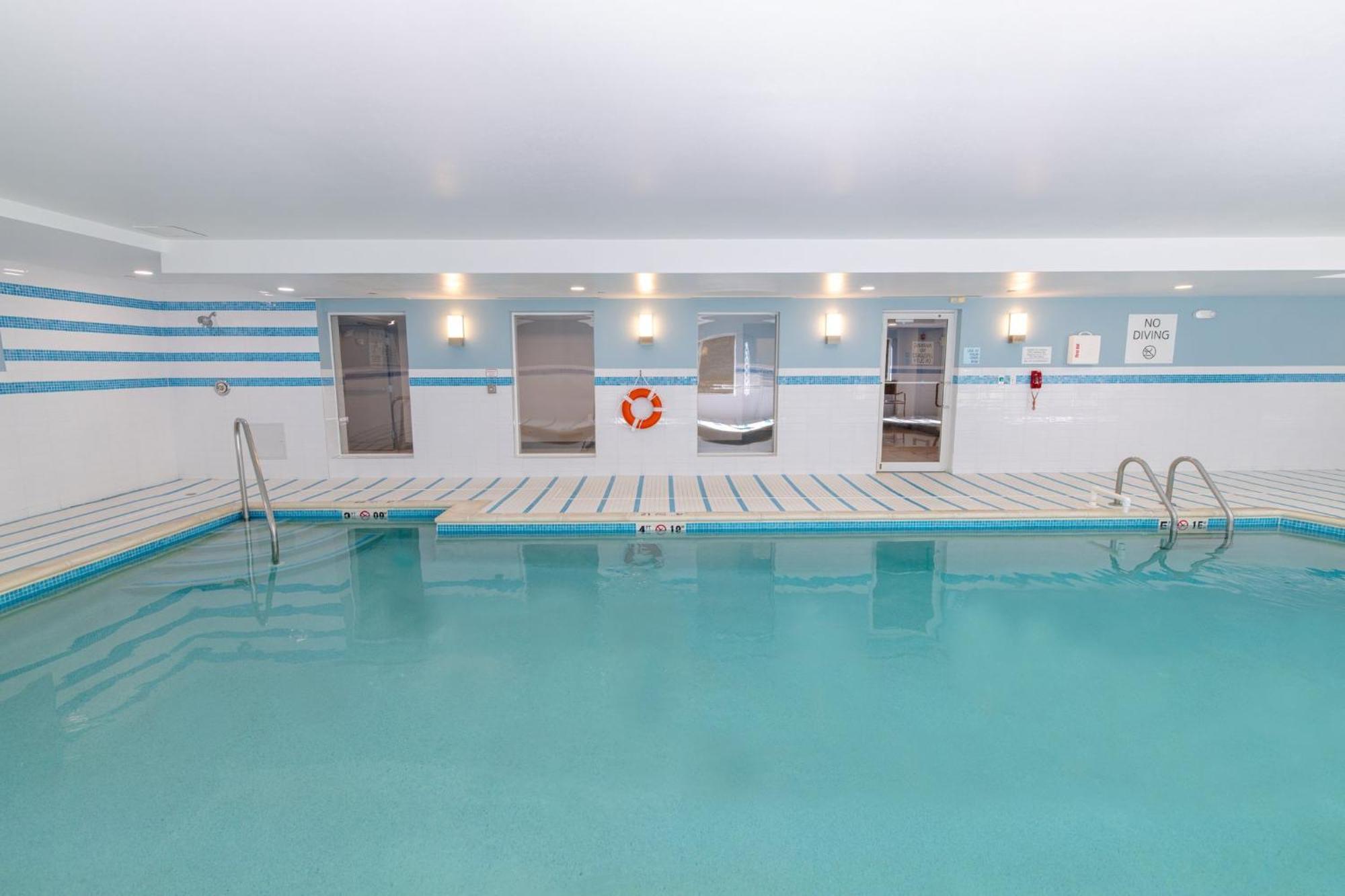 Holiday Inn Express - Neptune By Ihg Kültér fotó