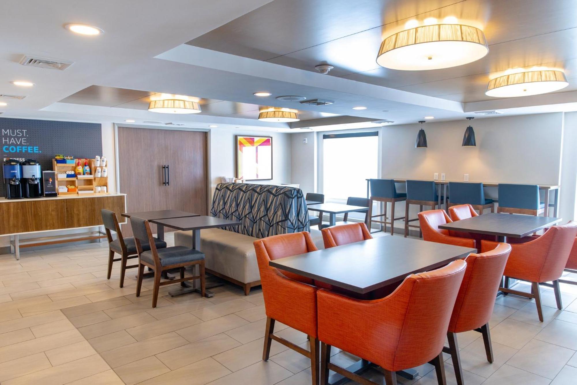 Holiday Inn Express - Neptune By Ihg Kültér fotó